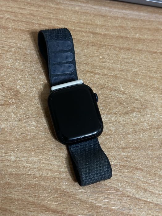 Apple Watch Series 9 with sport loop