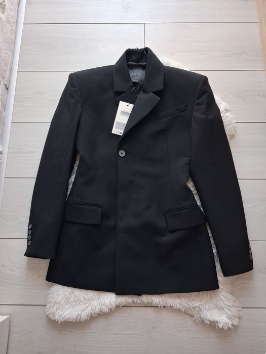 Страхотна  рокля и топ с брокат  Zara