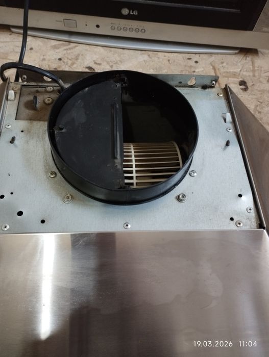 Вытяжка для кухни.