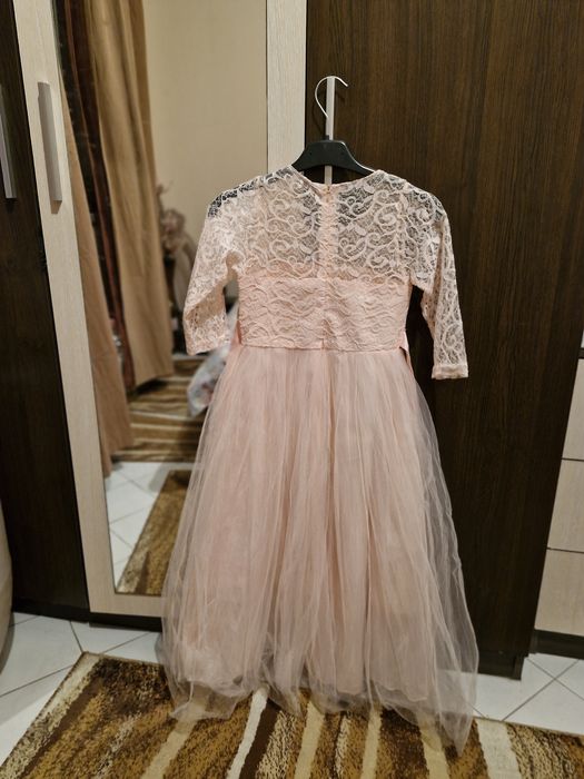 Рокля 130 размер