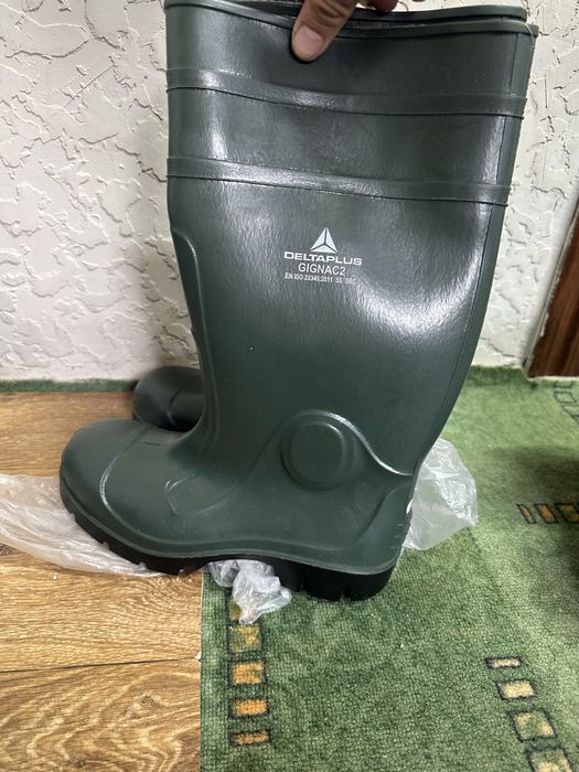 Резиновые химически устойчивые сапоги