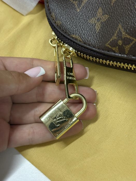 Давска чанта Louis Vuitton