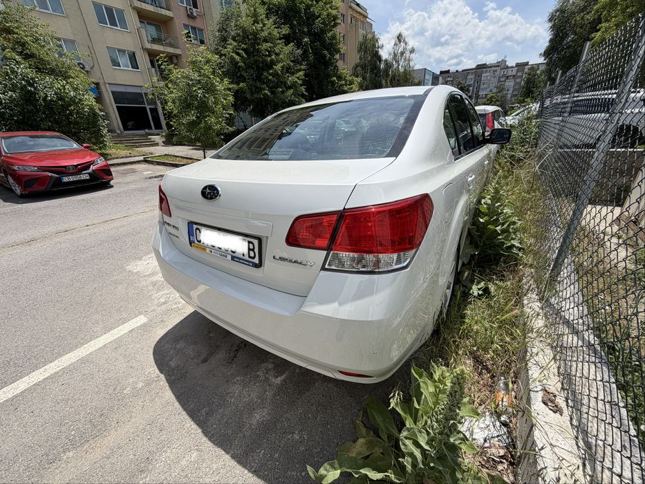 subaru legacy 2.0i, бензин, 4х4, автомат, 2012г