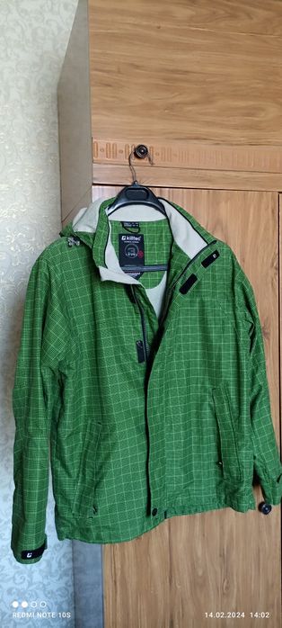 Ветровки подростковые