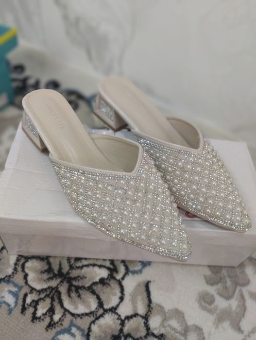 Elegant va Hashamatli Inju Naqshli Ayollar Shlepkasi