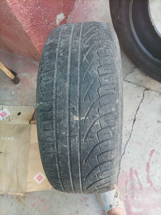 Шины DUNLOP 2 штуки