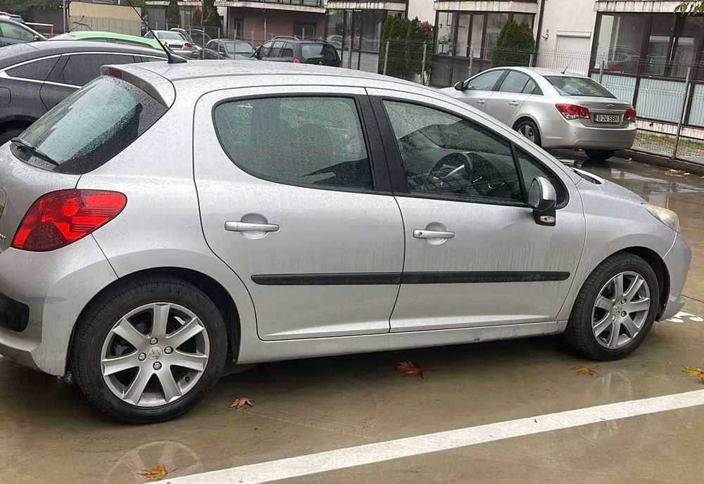 Peugeot 207, usi portiere, oglinzi electrice complete, geamuri coltare