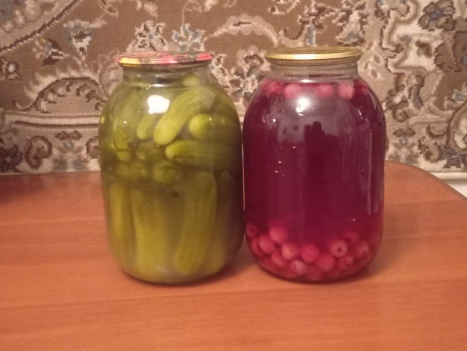 Продается  банки