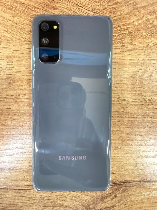 SAMSUNG S20 128gb
