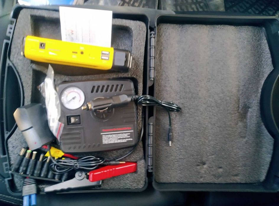 Стартерна батерия бустер за кола power bank 3 в 1 с компресор 16800 mA