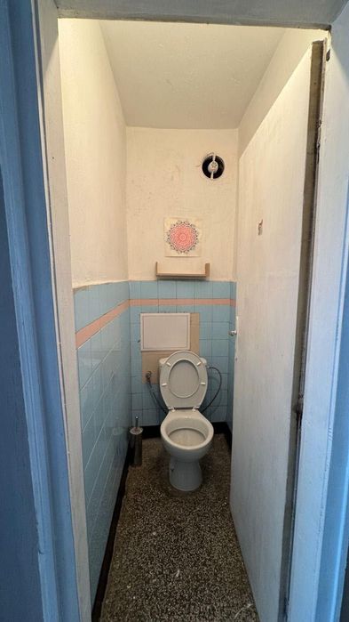 Тристаен апартамент в ж.к. Гоце Делчев.
