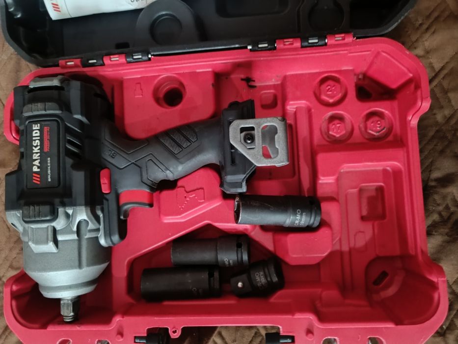 Ударен гайковерд PARKSIDE