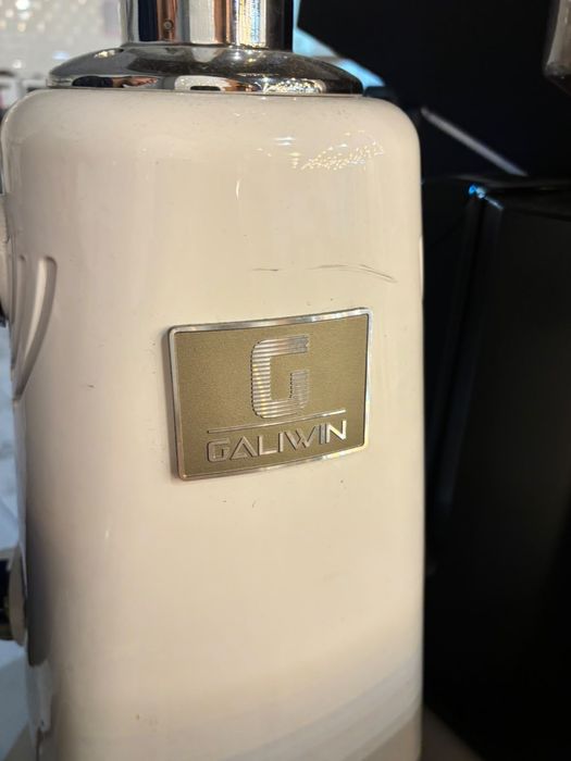 Кофемолки Simonelli/ Galiwin