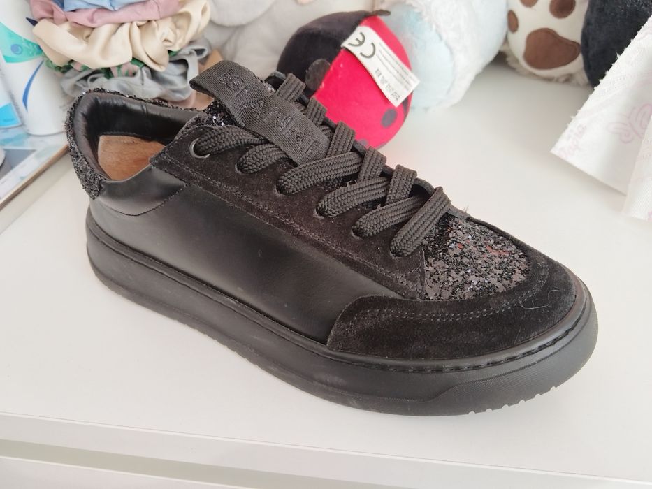 BIANKI обувки-нови