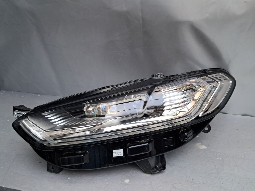 Фар Форд Мондео мк5 Ford Mondeo mk5 2023 г гр. Варна ВИНС • OLX.bg