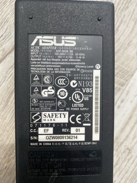 Titlu: Încărcător / Alimentator Laptop ASUS 19V - 4.74A (90W) - Original