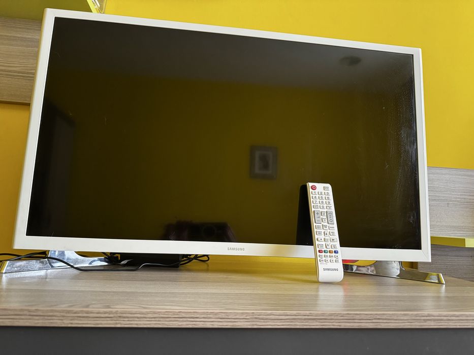 LED LCD телевизор Samsung 32”