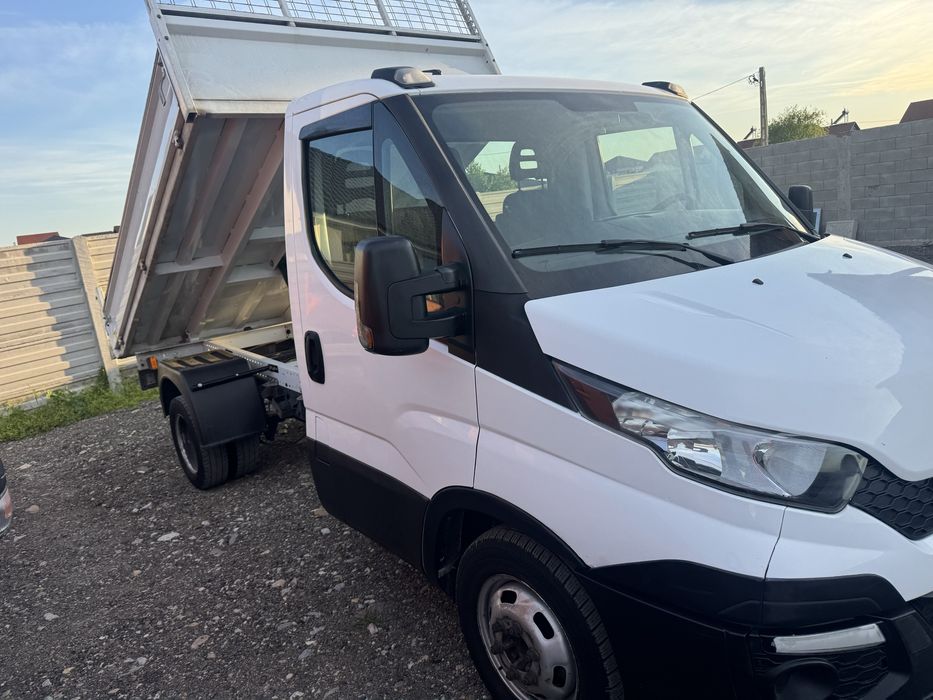 Iveco basculabil pe spate