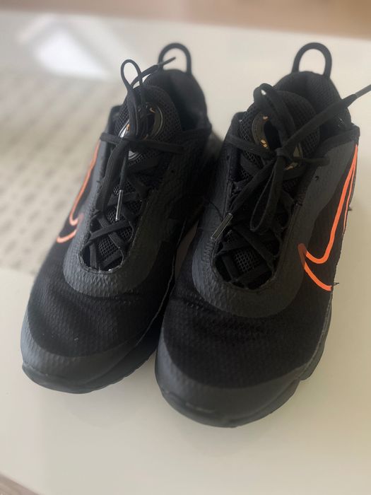 Nike маратонките