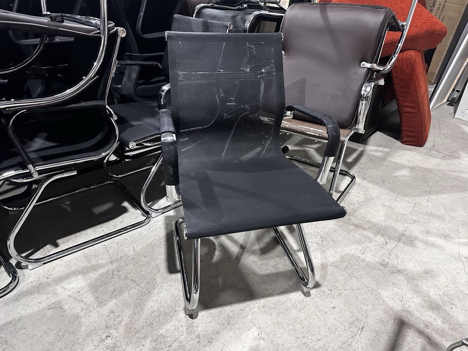 Посетителски столове Work Net – 8 бр.