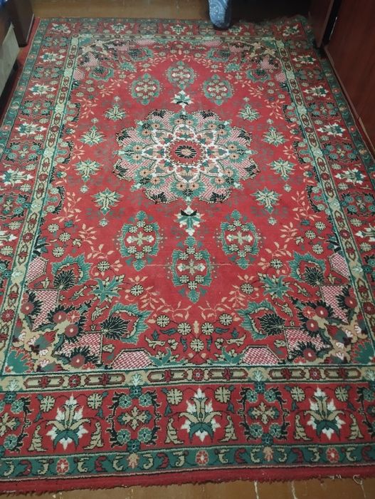 Продаю ковер,в отличном состоянии!! 3х2