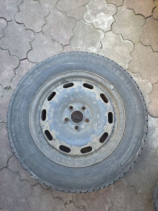 Set 4 anvelope iarna  195/65/R15 +jante