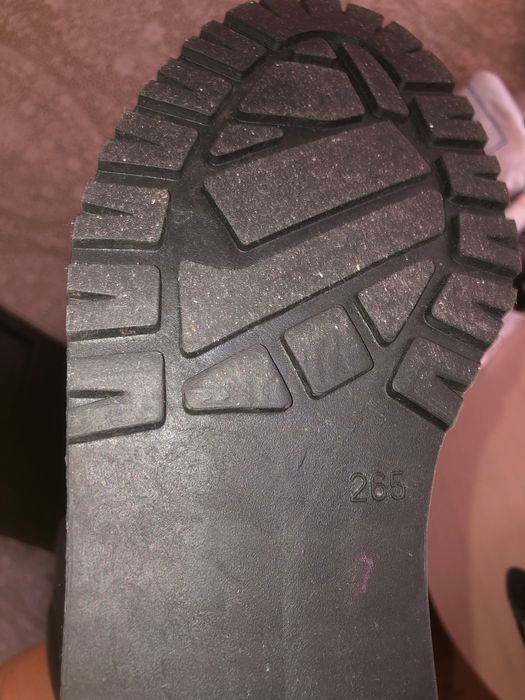 Продам новые берцы