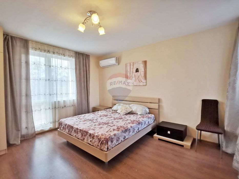 Продава се Тристаен апартамент в Варна, Бриз - 90 кв.м за 1672 €/кв.м - Снимка #2
