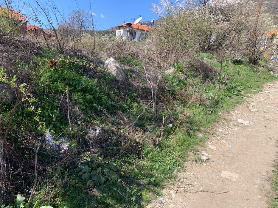 Продава се Парцел в Карлово - 880 кв.м за 62 €/кв.м - Снимка #3