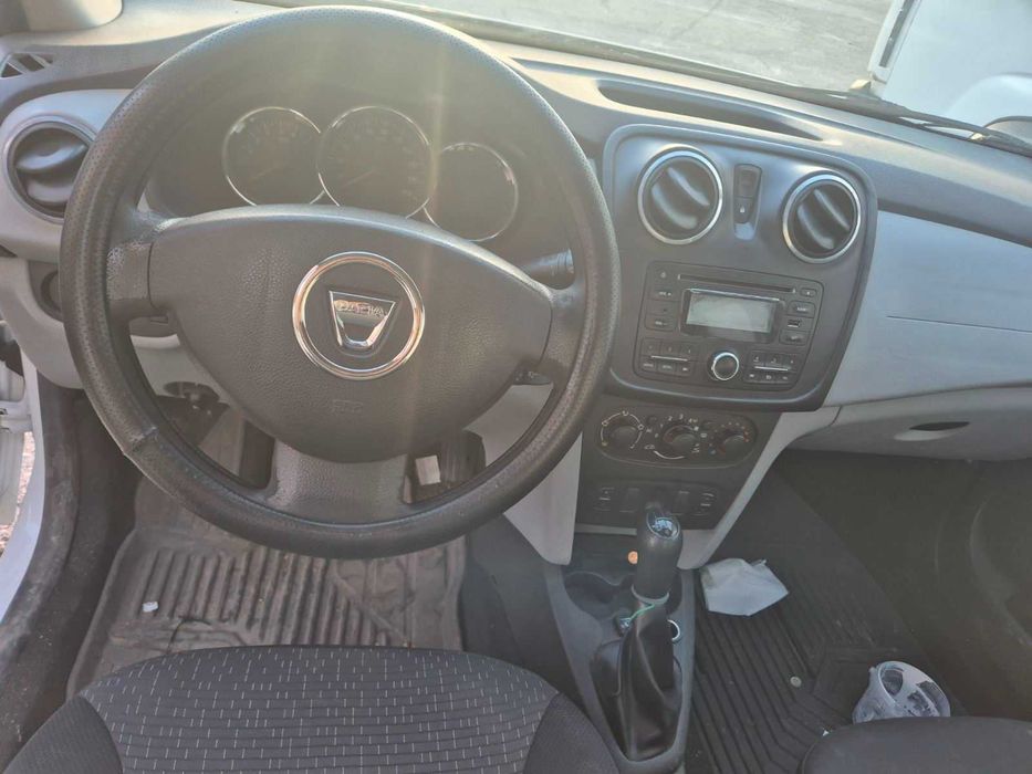 Dacia Sandero 1,2 бензин 2014г.