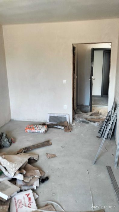 Продавам 2стаен апартамент