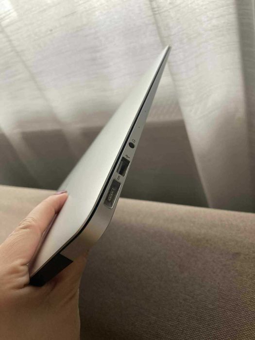 Laptop MacBook Air 13"