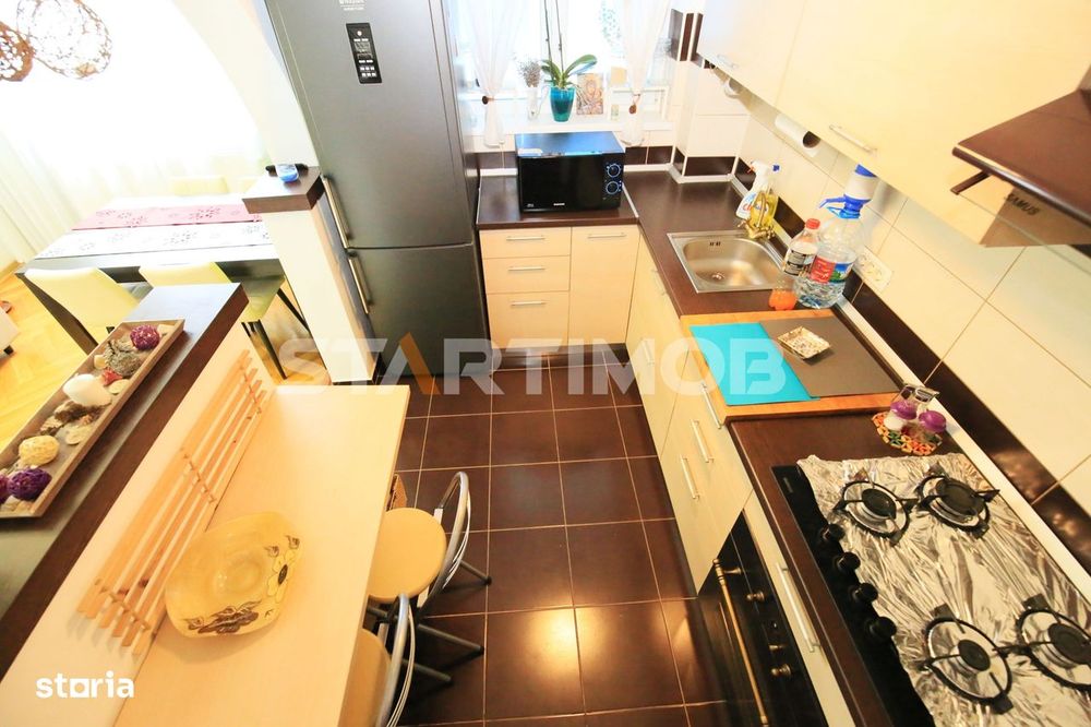 Apartament 3 camere zona Vlahuta