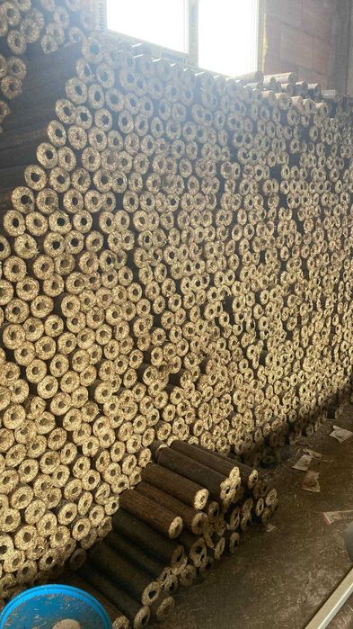 Brichete foc Biomasa (Petrova Maramureș) preț foarte accesibil.