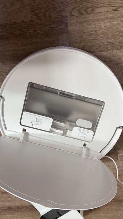 Продам робот пылесос Xiaomi