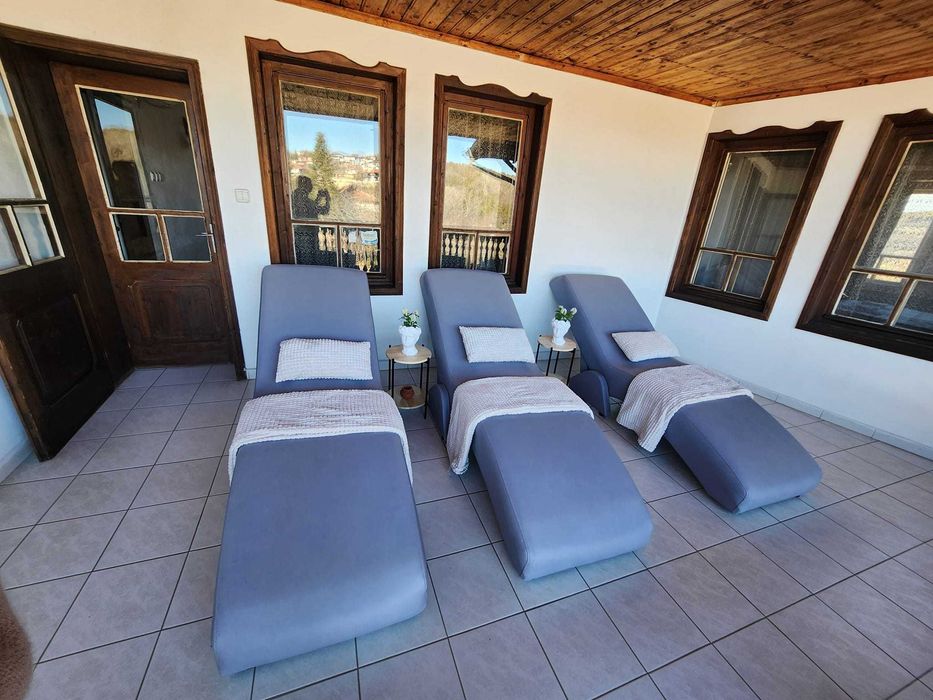 Дава се под наем Къща в с. Арбанаси, Област Велико Търново - 625 кв.м за 1495.83 € - Снимка #17