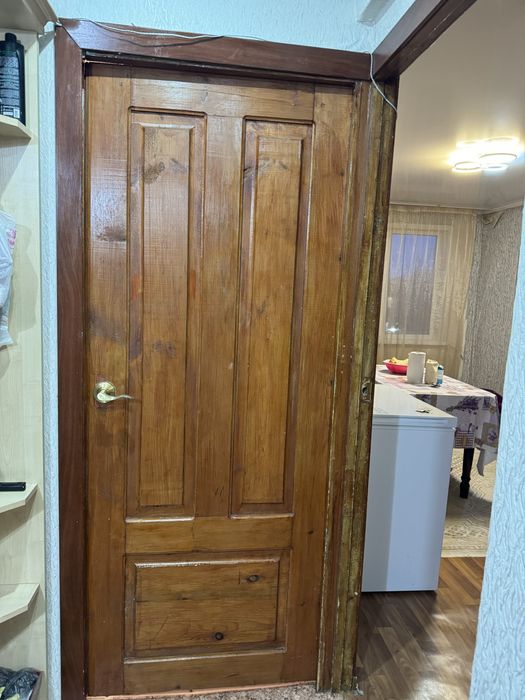 Продам двери межкомнатные