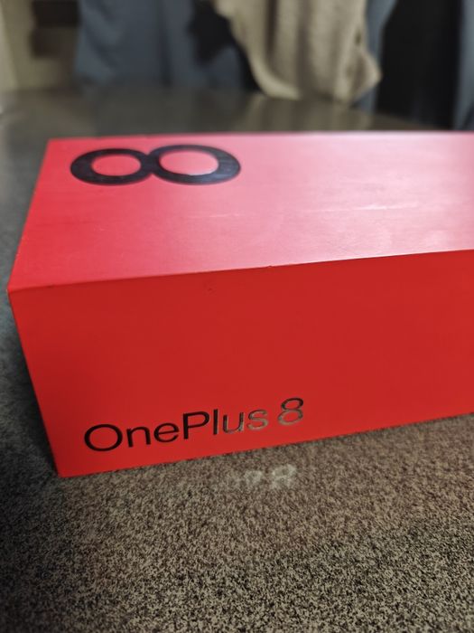 Продам OnePlus 8 Цена 55000
