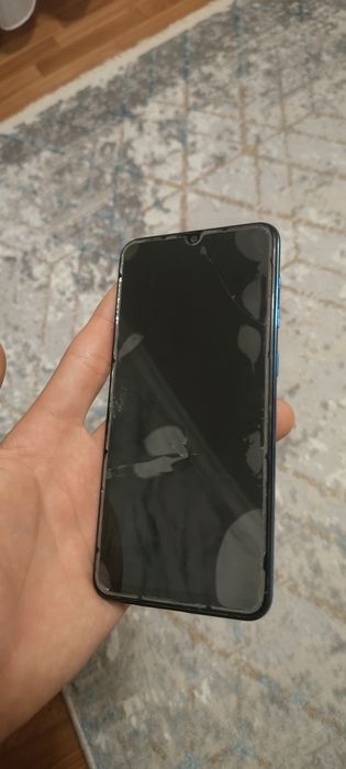 продам два телефона