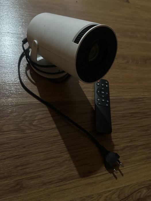 Проектор (вечерний кинотеатр)