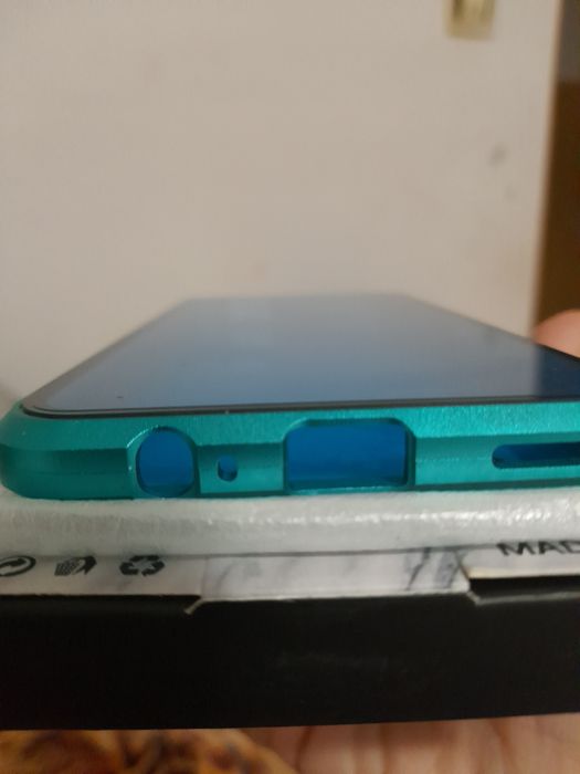 Vând husă Huawei P Smart Z