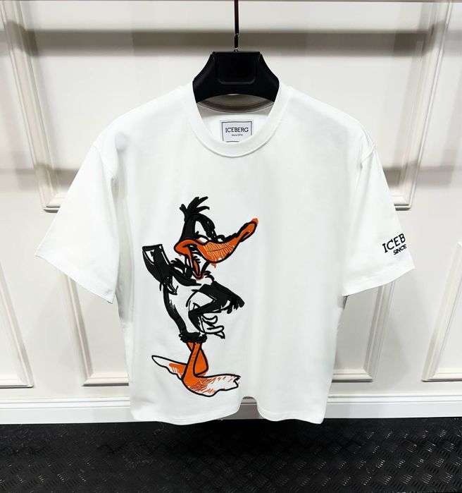 Продавам Iceberg топ качество и визия тениски