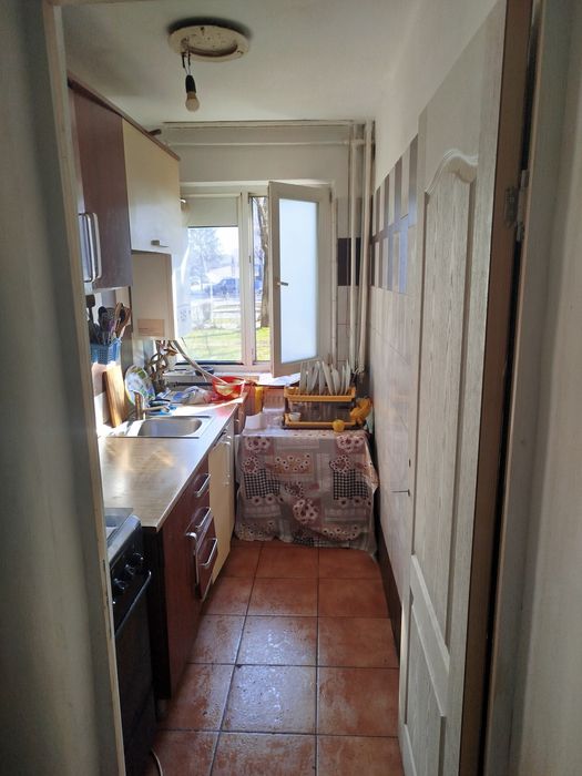 Vând apartament 2camere vest