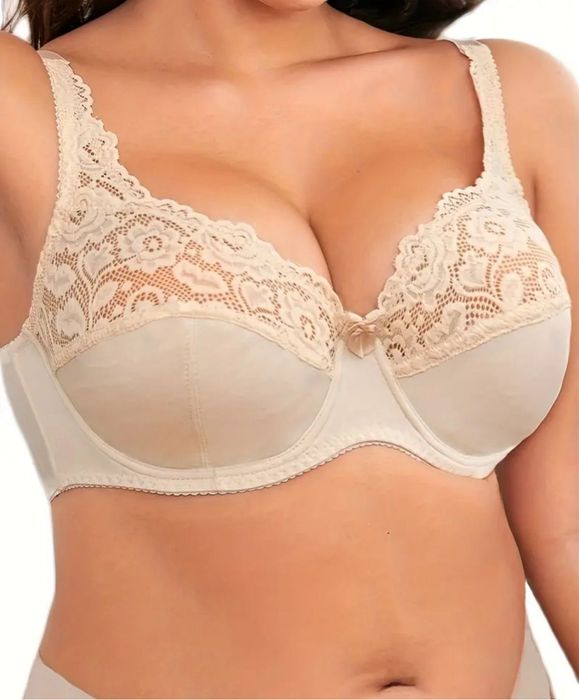 Продам бюстгальтеры новые