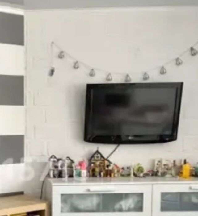 Продам телевизор LG