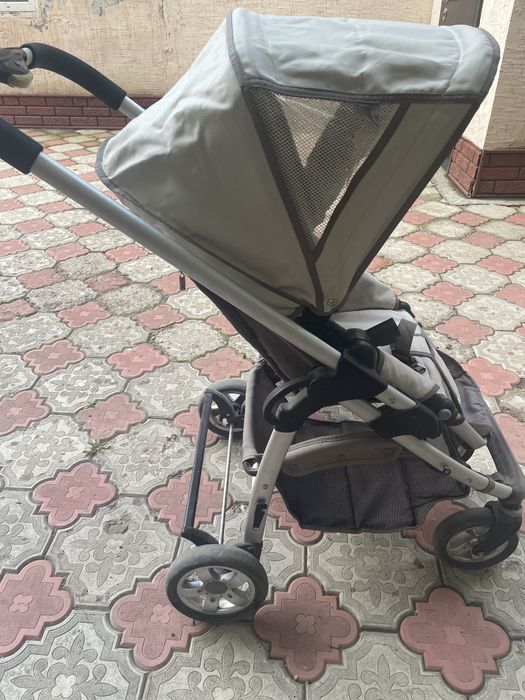 Коляска отличная качественная