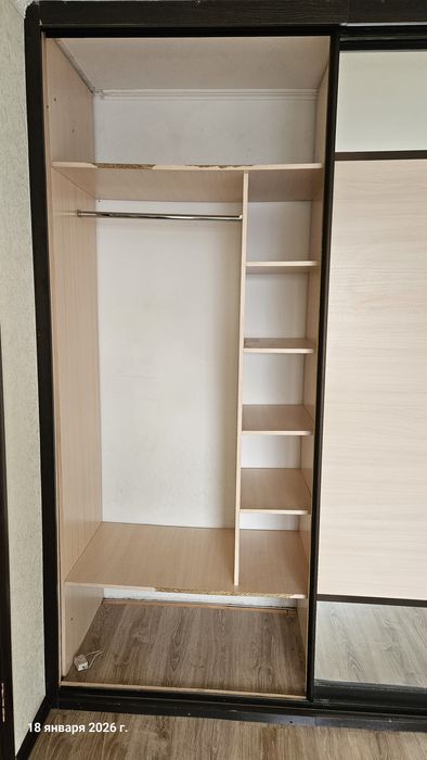 Продам шкаф-купе