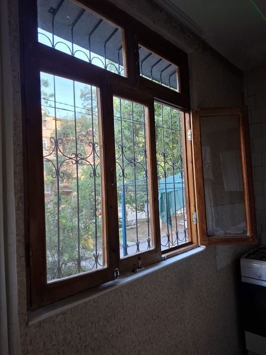 Продаю оконные рамы