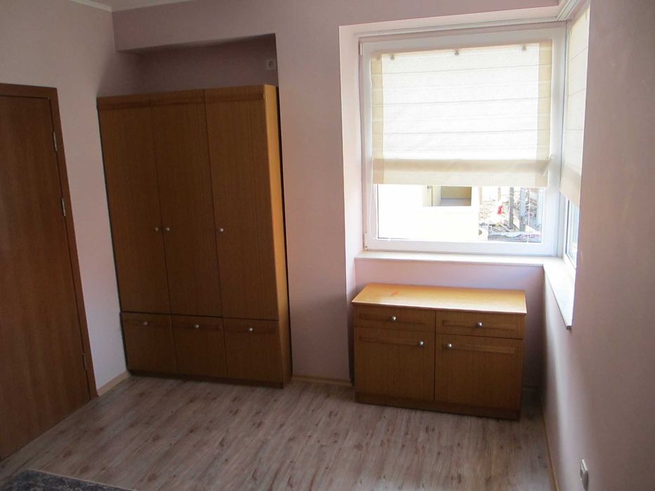 Дава се под наем Двустаен апартамент в Бургас, Център - 55 кв.м за 382.5 € - Снимка #7