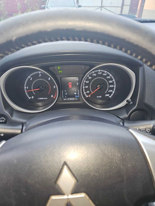 Mitsubishi ASX 2011 diesel, 4.800 € — imagine 5